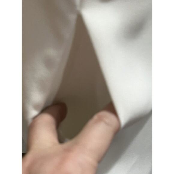 Trina Turk Women's Banning White Crepe Sleeveless V Neck Pockets Dress Sz 12-14 - Picture 7 of 10